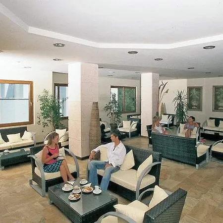 ホテル Voyage ゴルトゥルブク