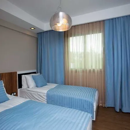 Voyage Otel