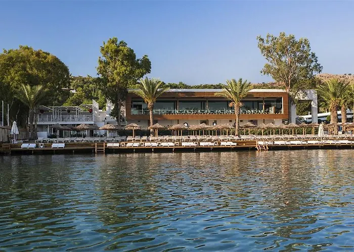 Voyage Hotel