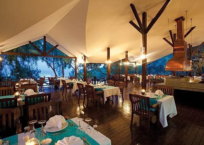 Hotel Voyage Golturkbuku