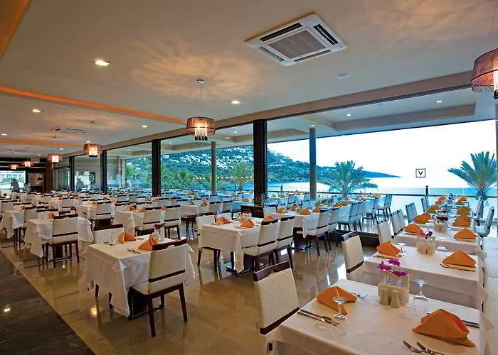 Voyage Hotel Golturkbuku