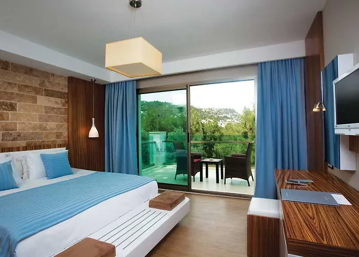 Voyage Hotel 5*