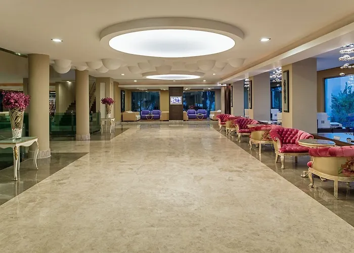Voyage Hotel Golturkbuku